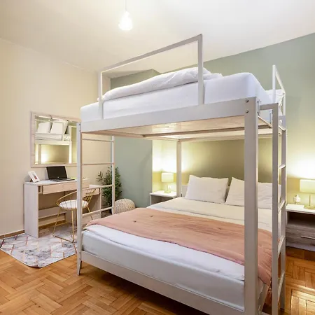 Houseloft White Tower Echo アパート テッサロニキ