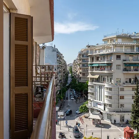 Houseloft White Tower Echo *