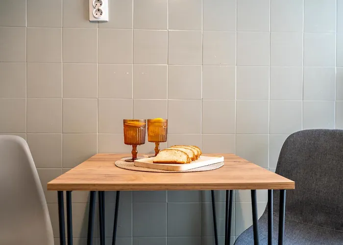 Houseloft White Tower Echo *